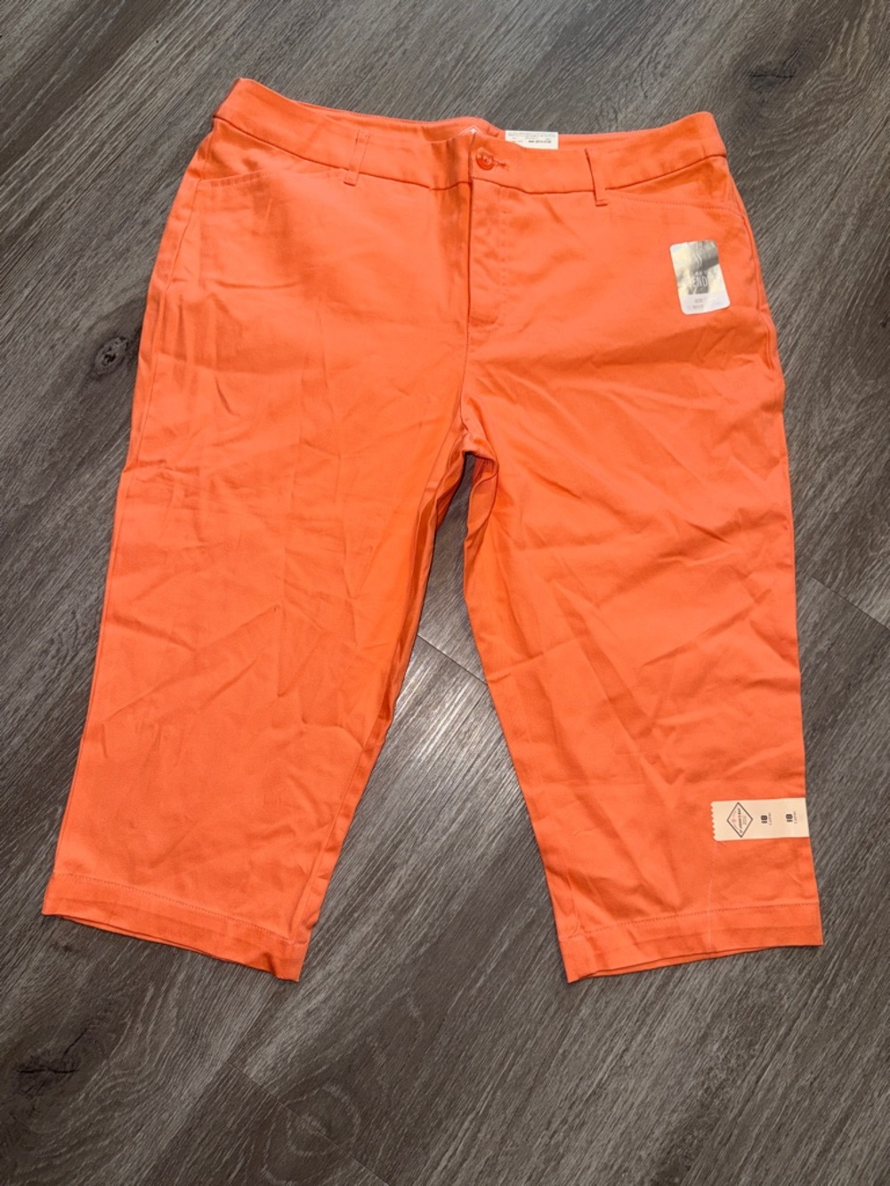 St. John's Bay Fusion Coral Crop Pants slimming